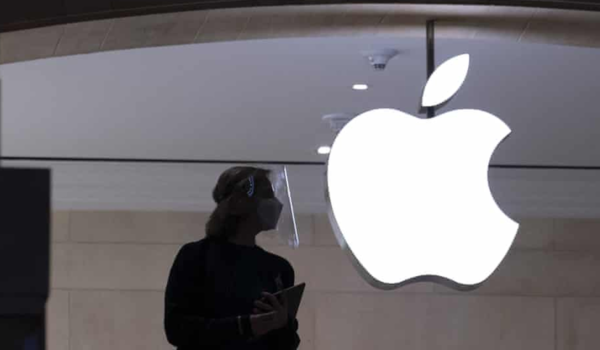 Apple to halt sales and limit services in Russia